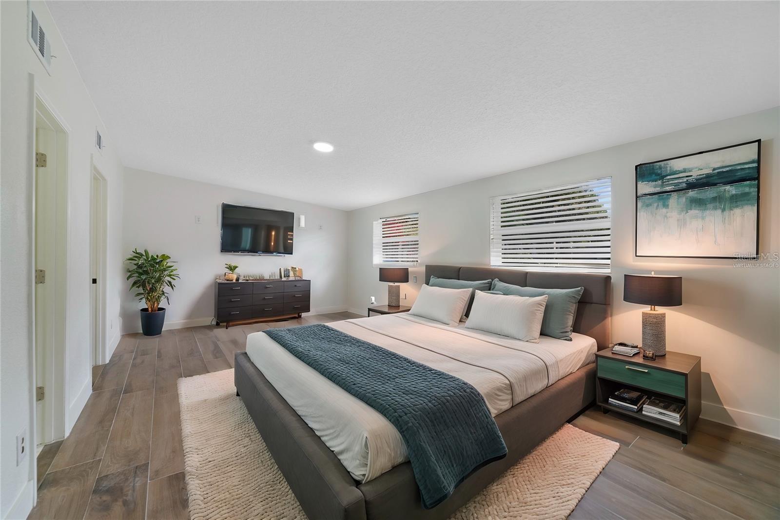 Image 8 of 41 For 1511 Horatio Avenue