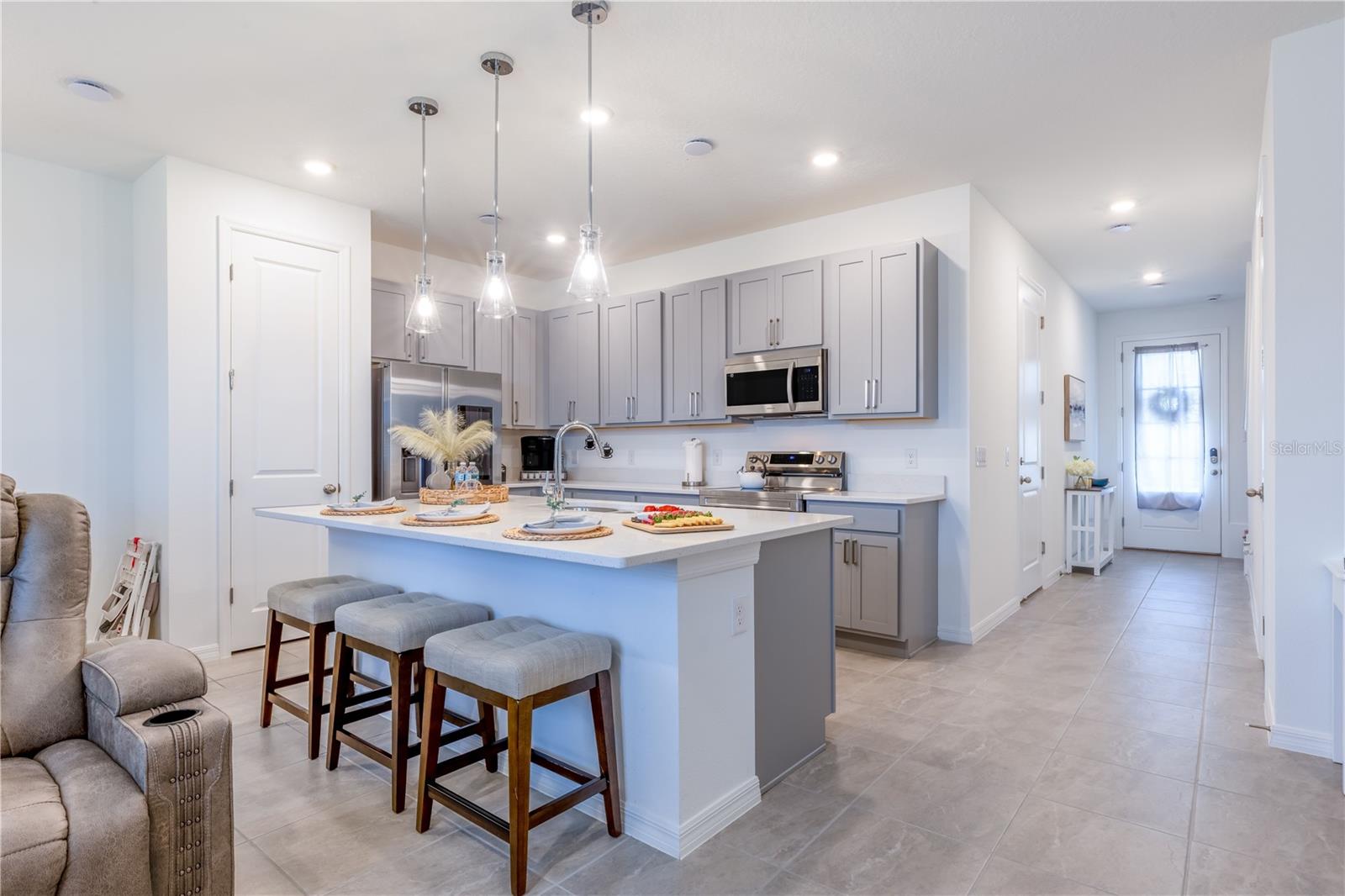 Image 3 of 27 For 665 Longboat Drive