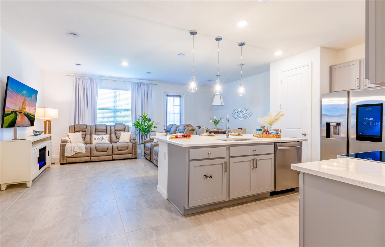 Image 4 of 27 For 665 Longboat Drive