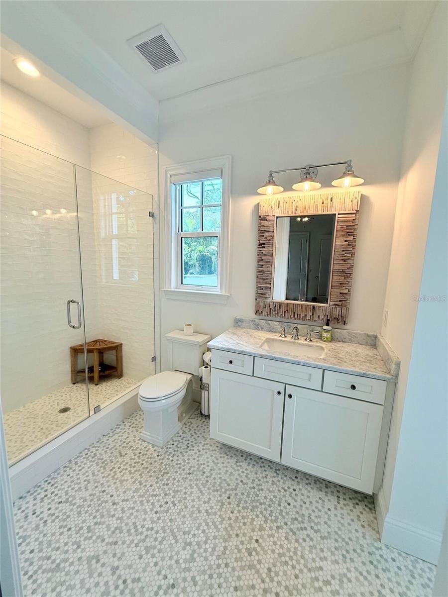 Image 16 of 57 For 4309 Beachway Drive
