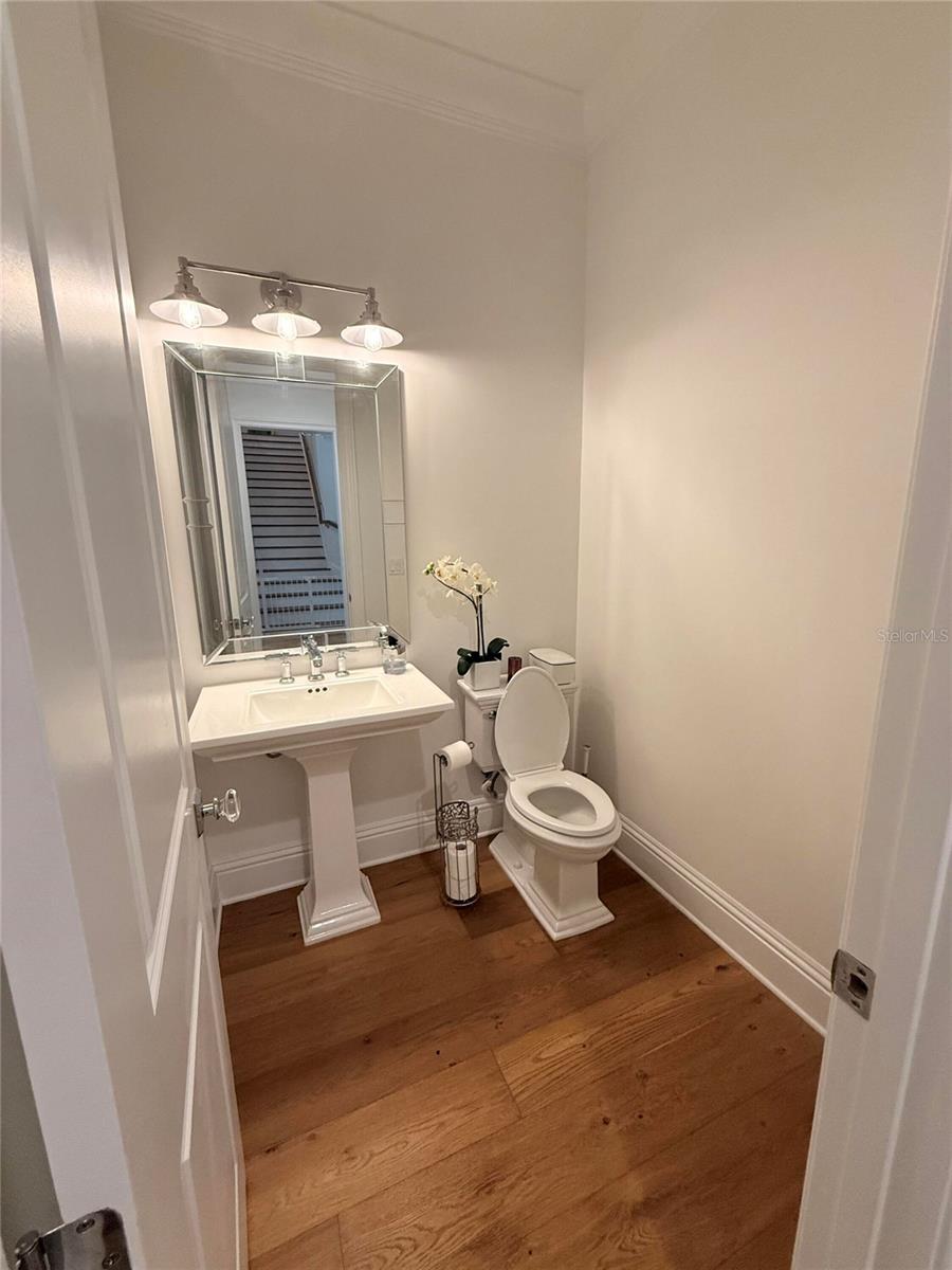 Image 7 of 57 For 4309 Beachway Drive