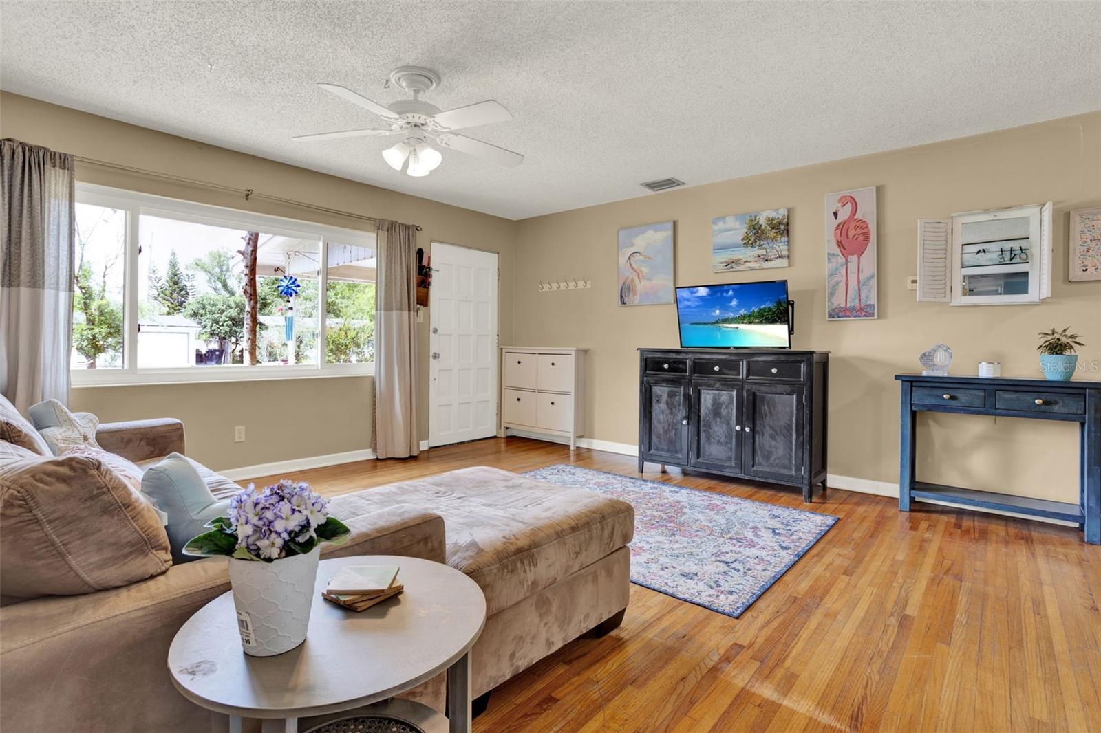 Image 3 of 35 For 4015 Ibis Drive