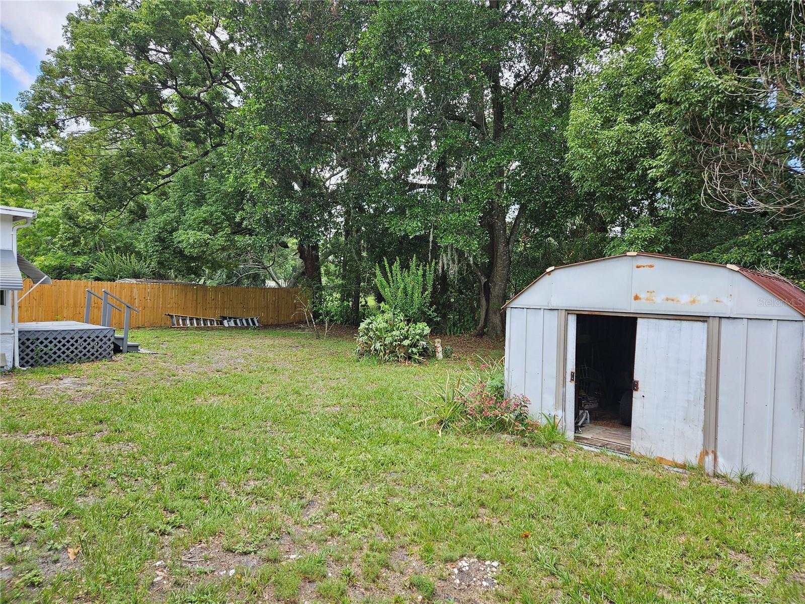 Image 4 of 19 For 1525 Hilltop Road