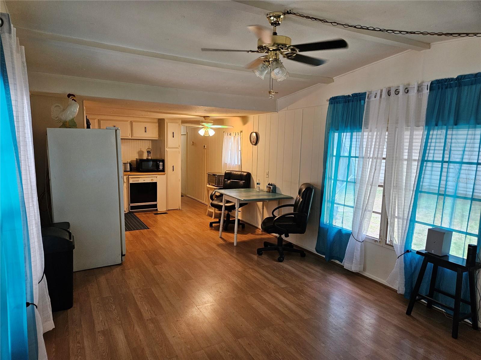 Image 7 of 19 For 1525 Hilltop Road