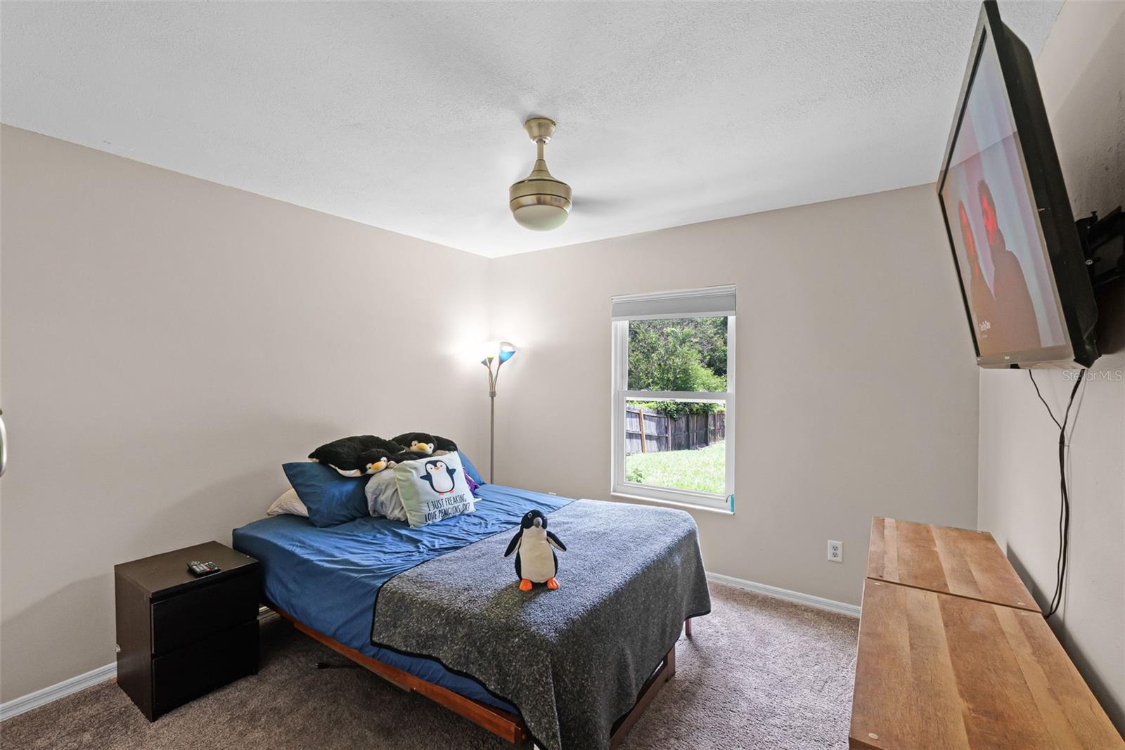 Image 16 of 31 For 891 Licaria Drive