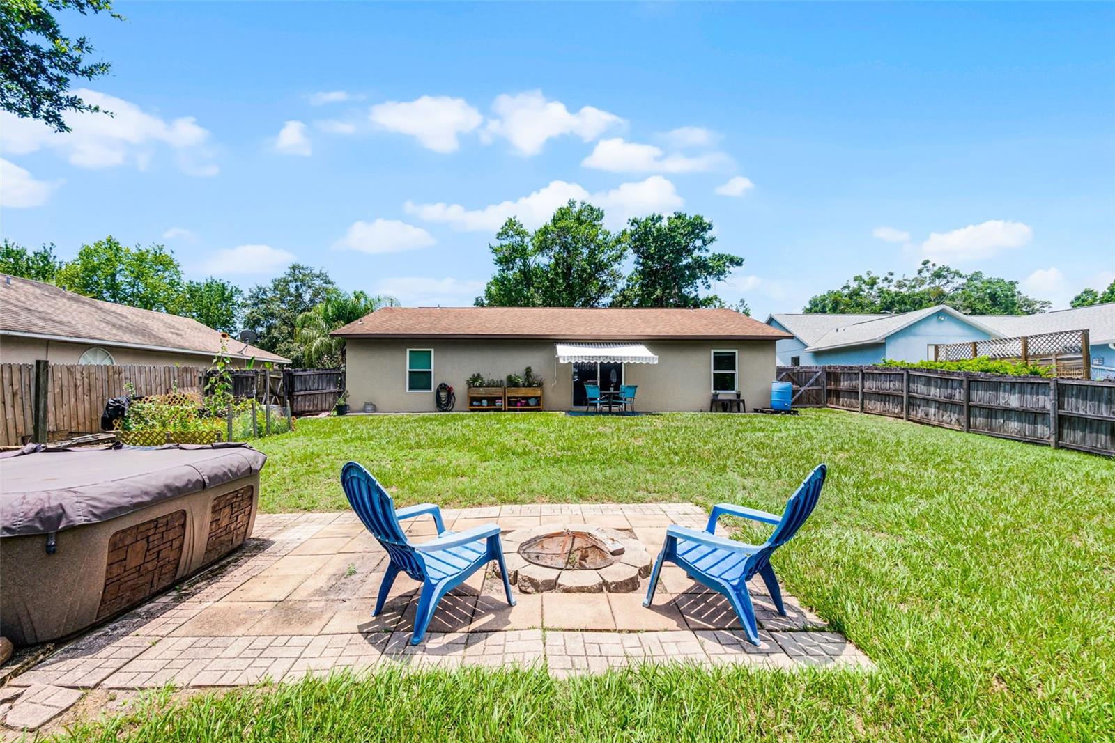Image 21 of 31 For 891 Licaria Drive