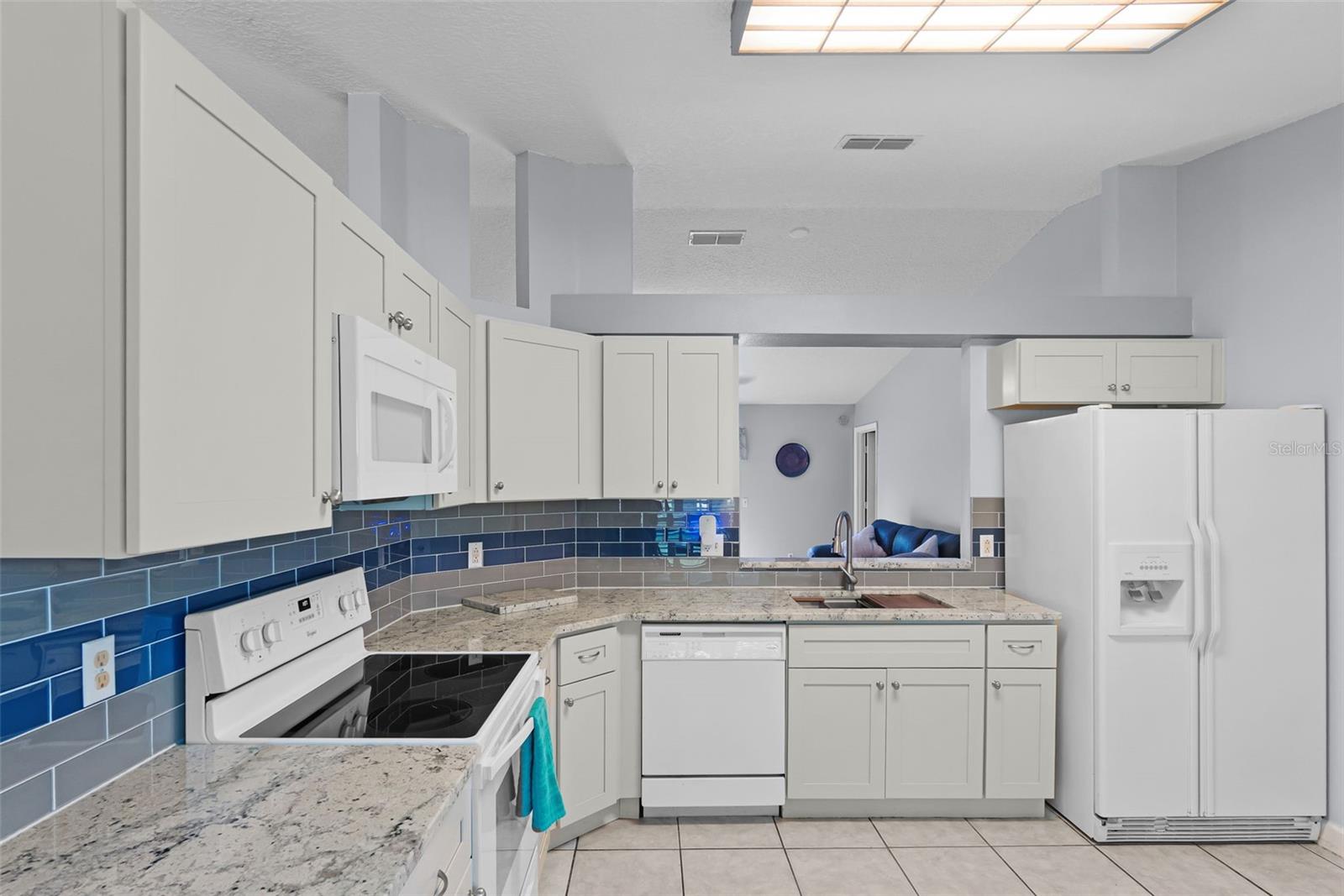 Image 6 of 31 For 891 Licaria Drive