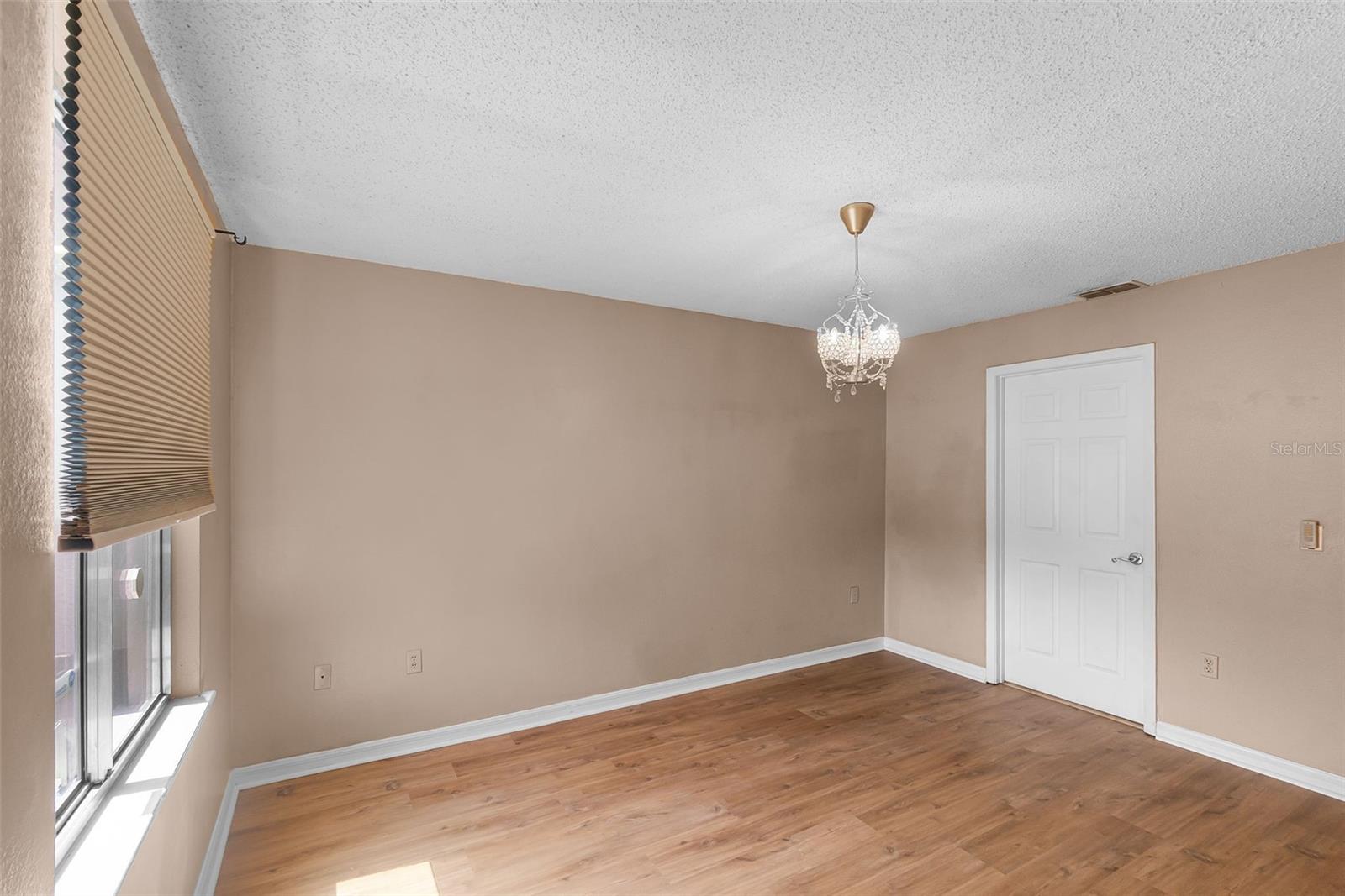 Image 13 of 26 For 1312 Azalea Way