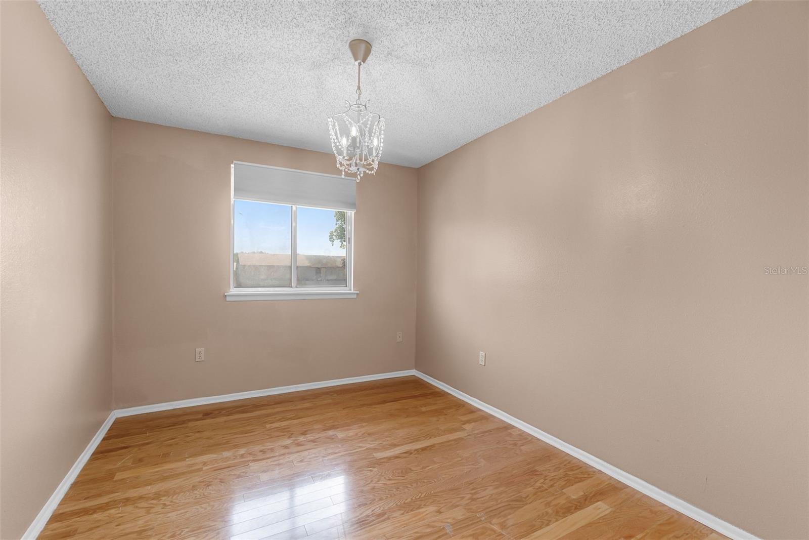 Image 19 of 26 For 1312 Azalea Way