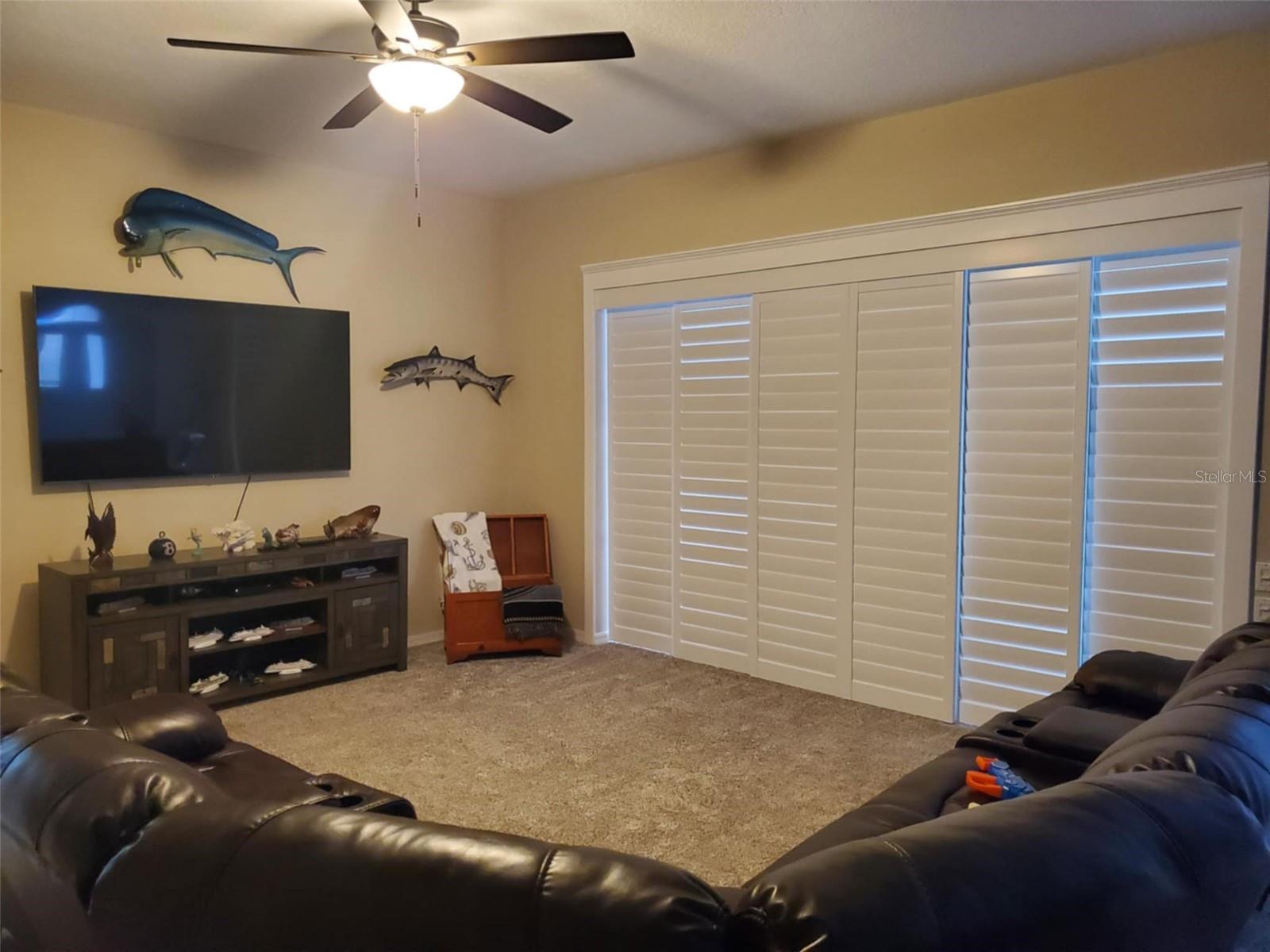 Listing photo id 15 for 4351 Winding Oaks Circle