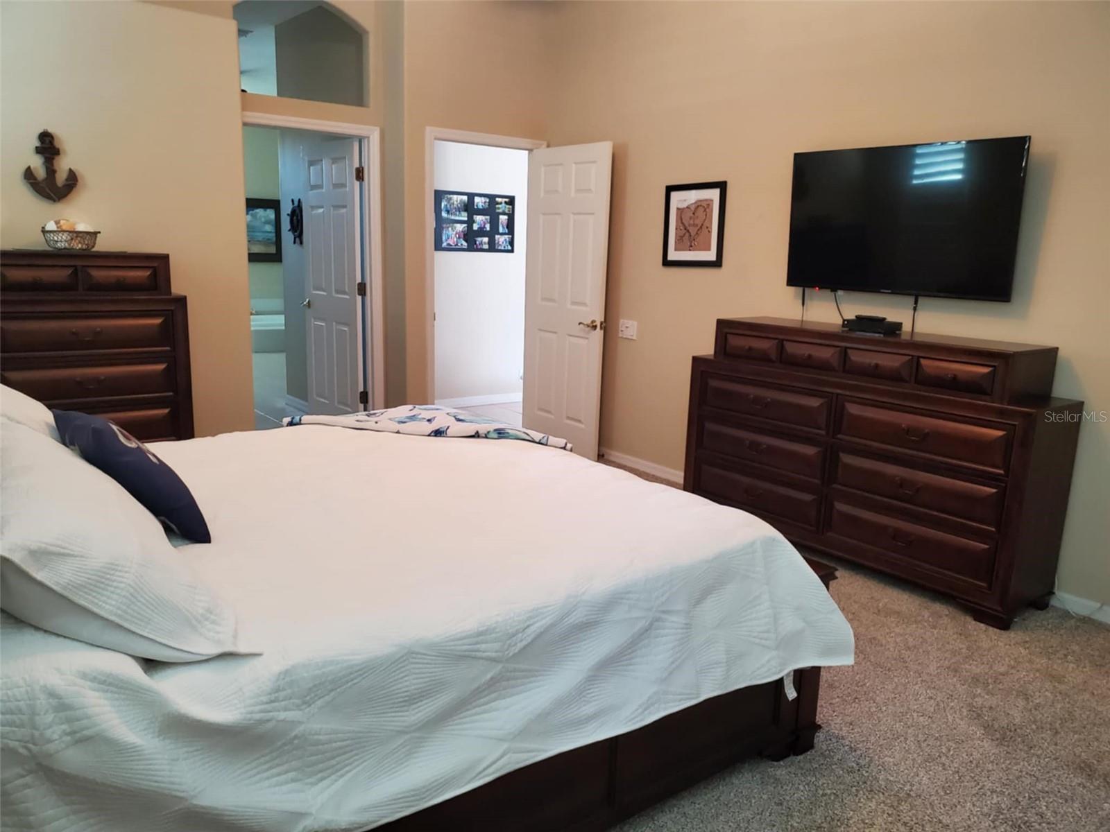 Listing photo id 20 for 4351 Winding Oaks Circle