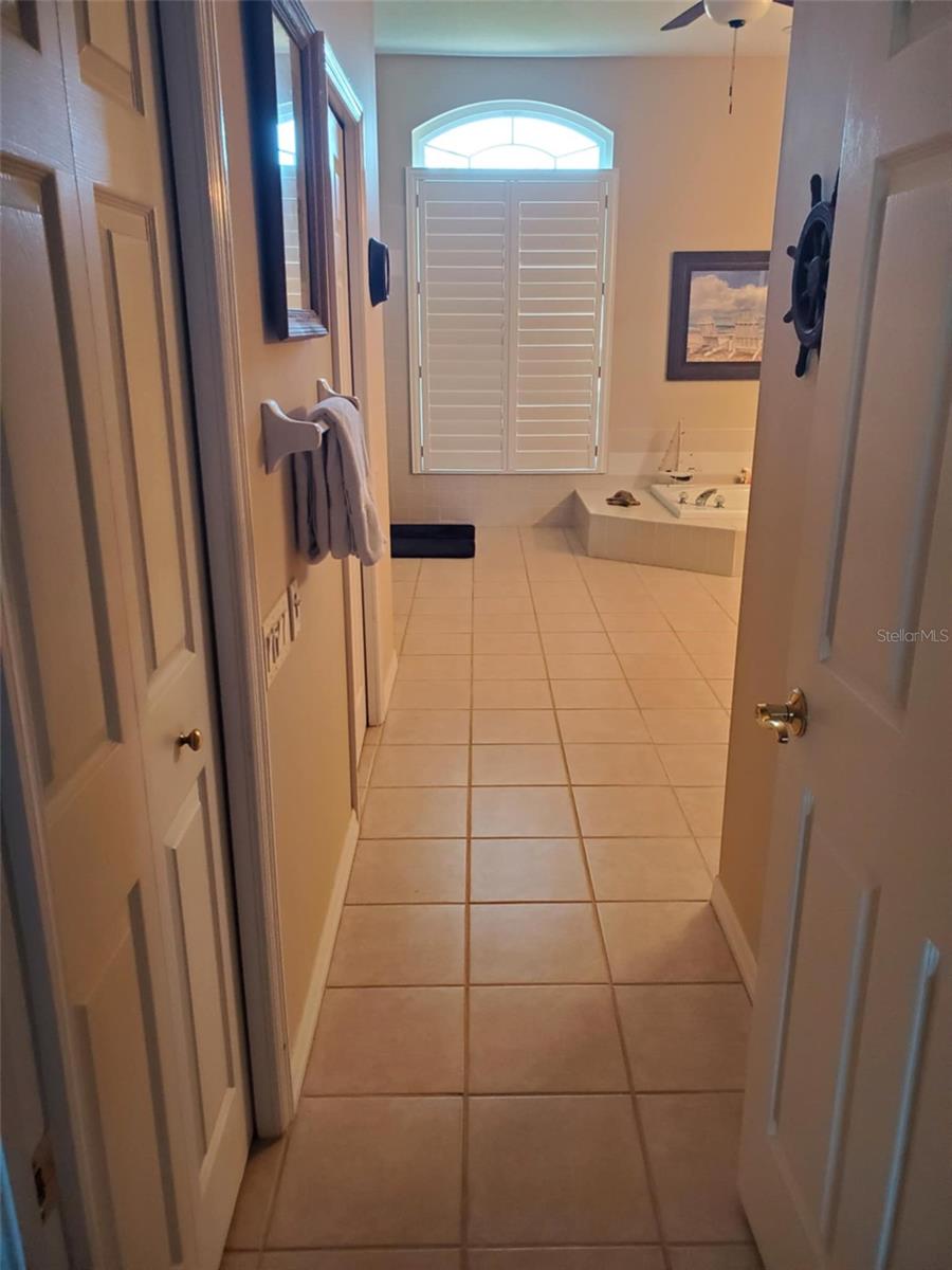 Listing photo id 21 for 4351 Winding Oaks Circle
