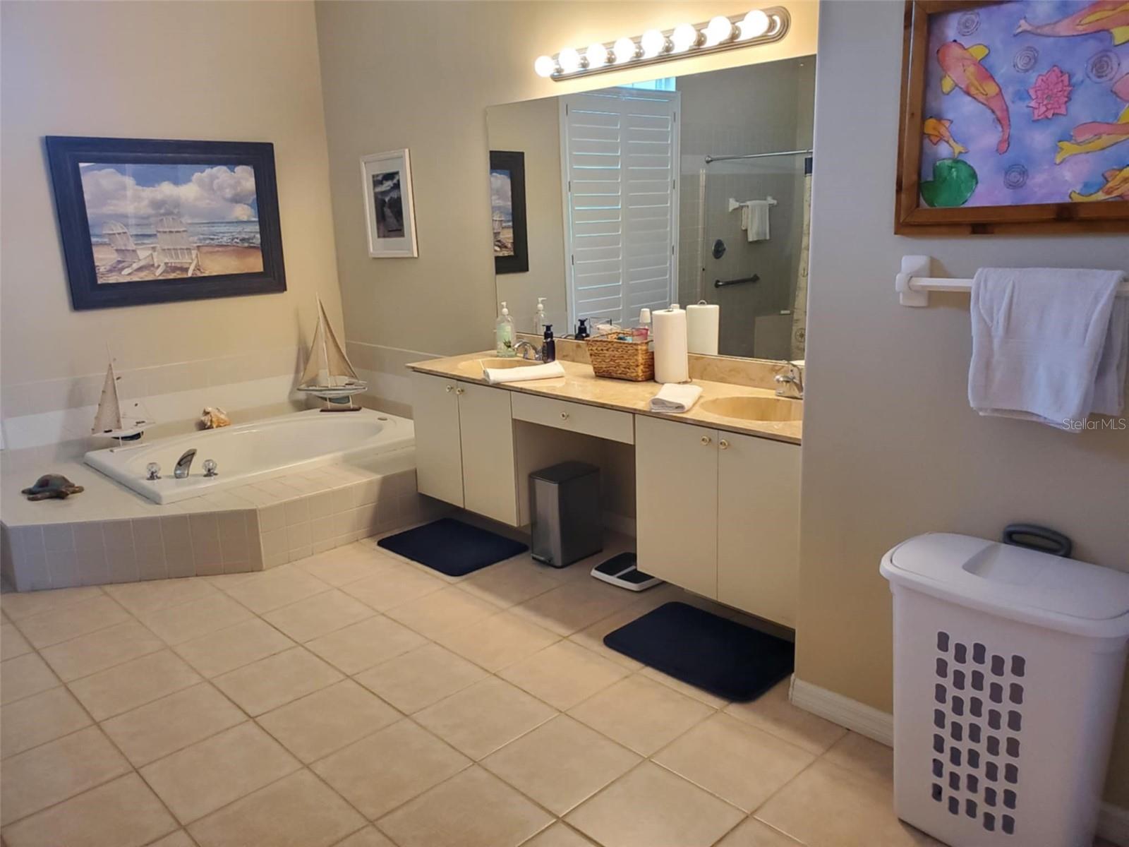 Listing photo id 22 for 4351 Winding Oaks Circle