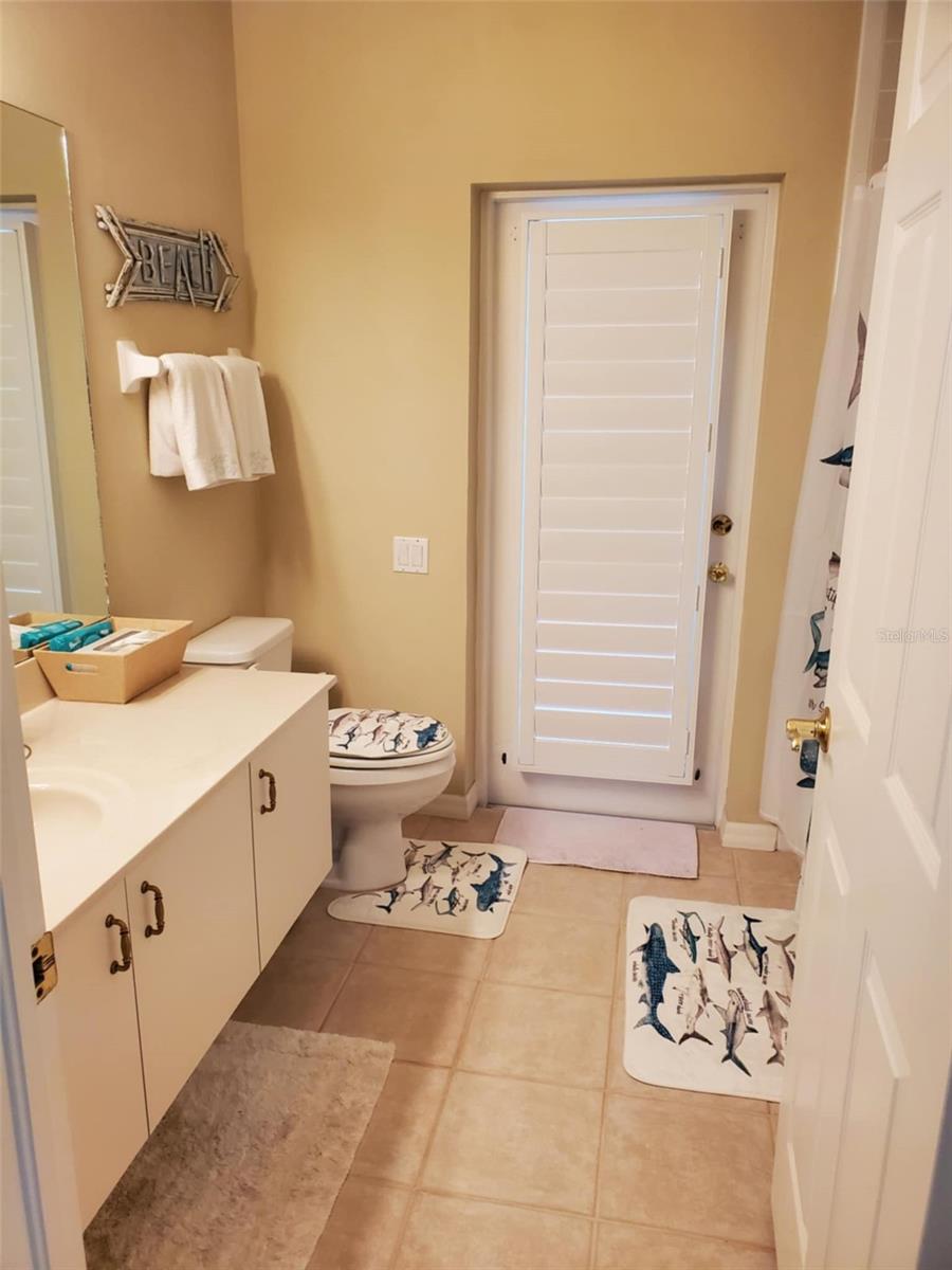 Listing photo id 33 for 4351 Winding Oaks Circle