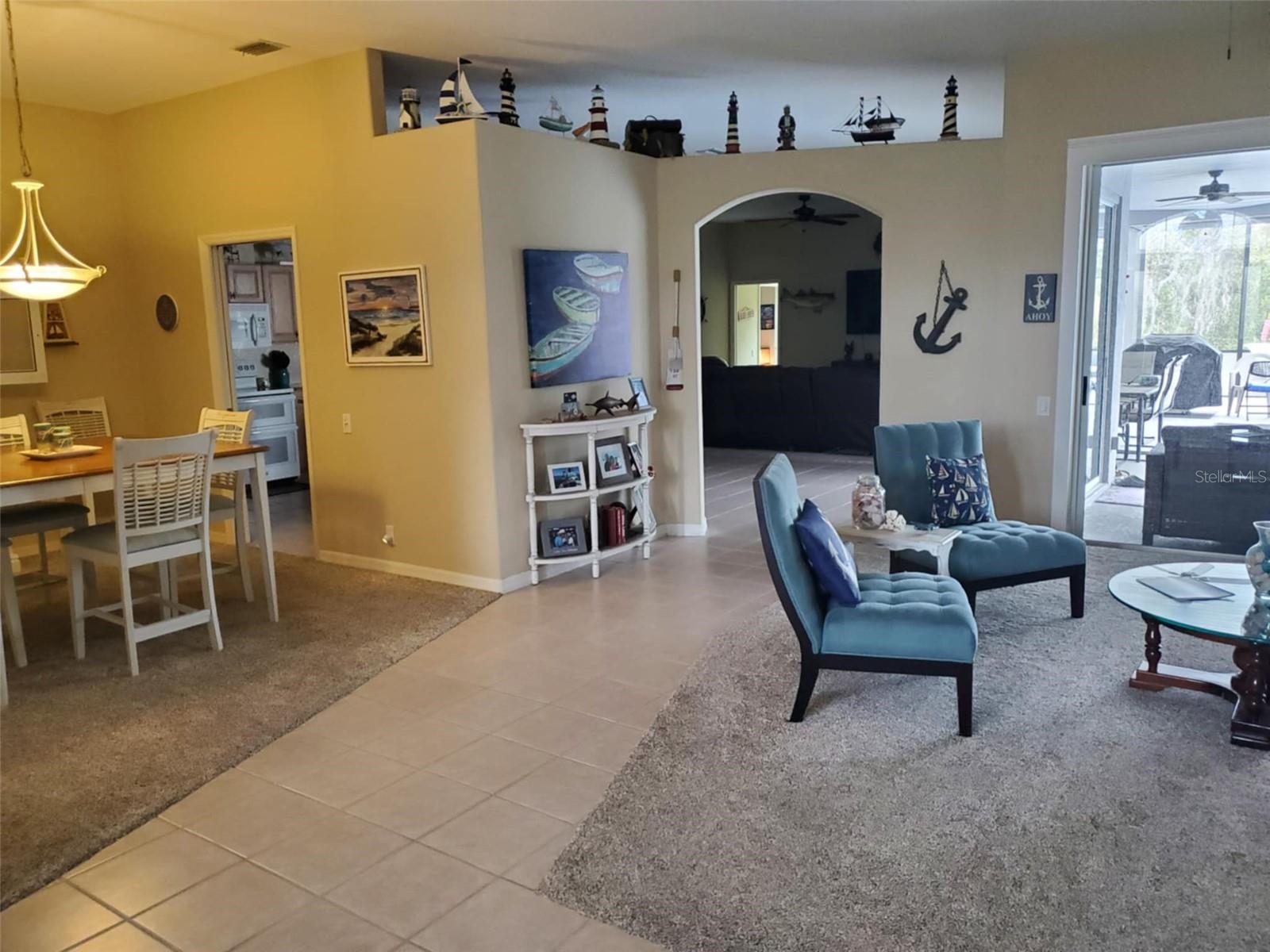 Listing photo id 6 for 4351 Winding Oaks Circle