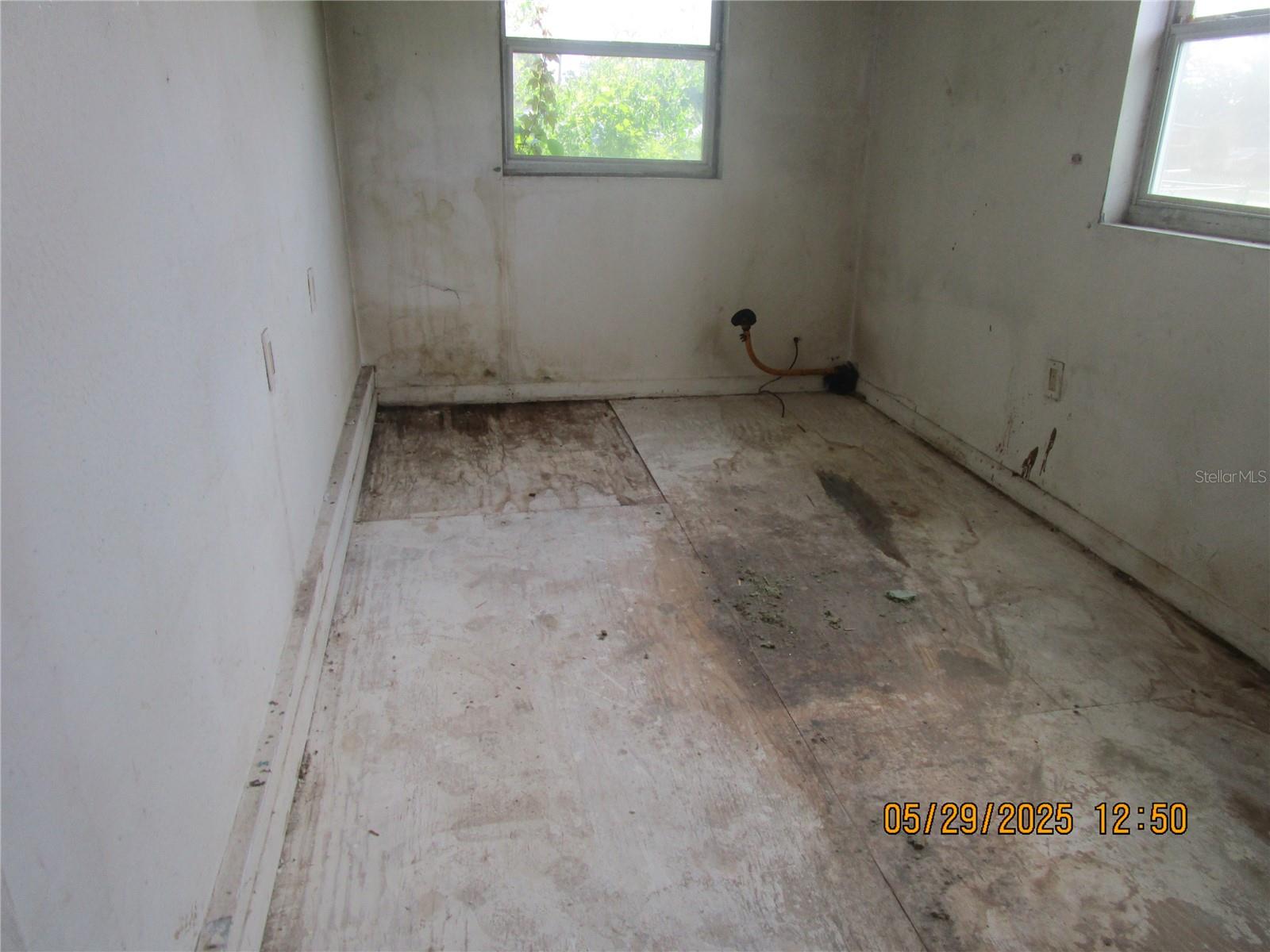 Image 7 of 20 For 4231 Raleigh Street