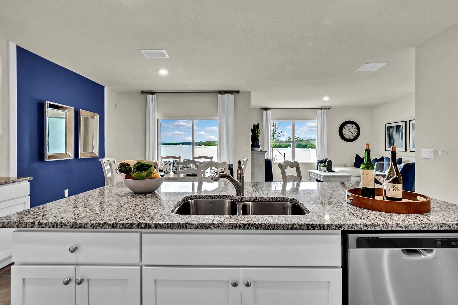 Image 19 of 33 For 9560 Black Walnut Drive