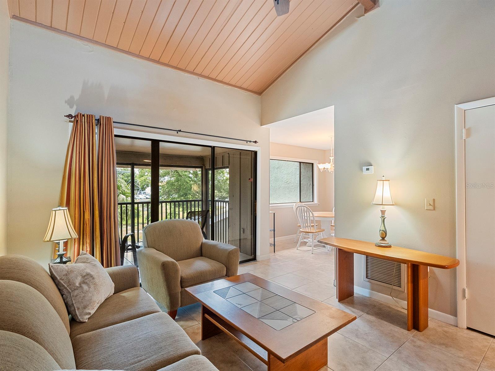 Image 11 of 25 For 5083 Eaglesmere Drive A12