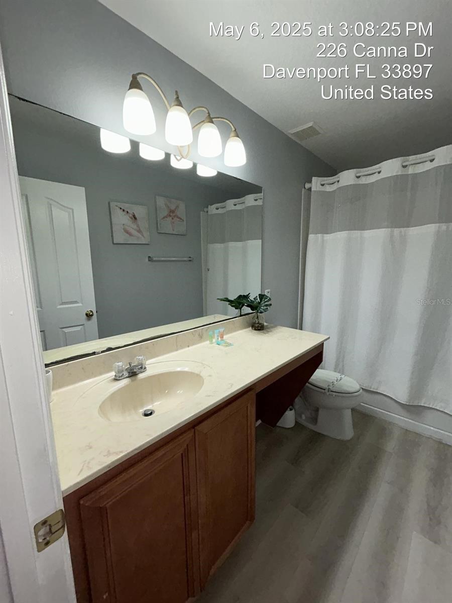 Image 20 of 25 For 226 Canna Drive