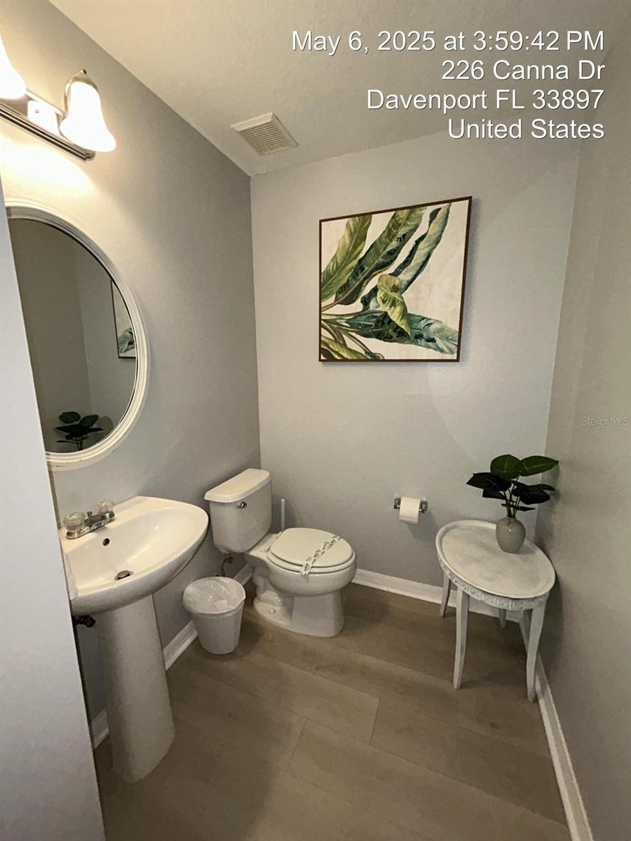 Image 5 of 25 For 226 Canna Drive