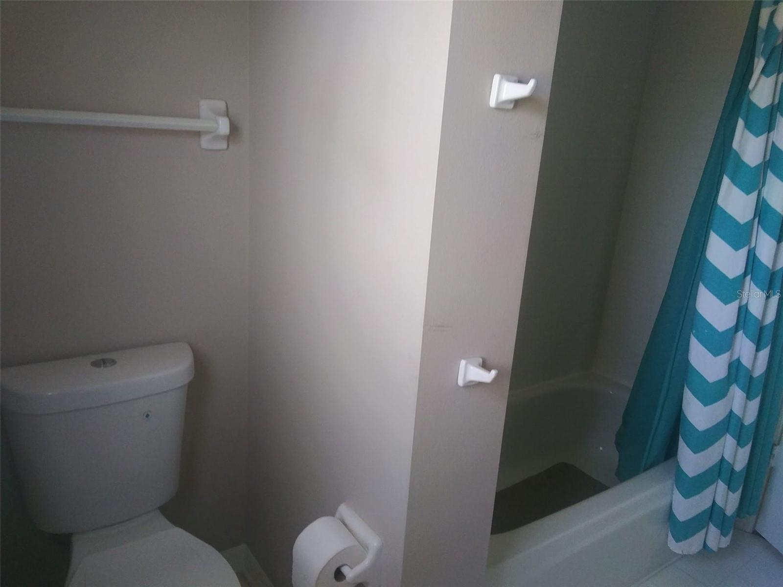 Image 20 of 23 For 13200 Mallard Cove Boulevard
