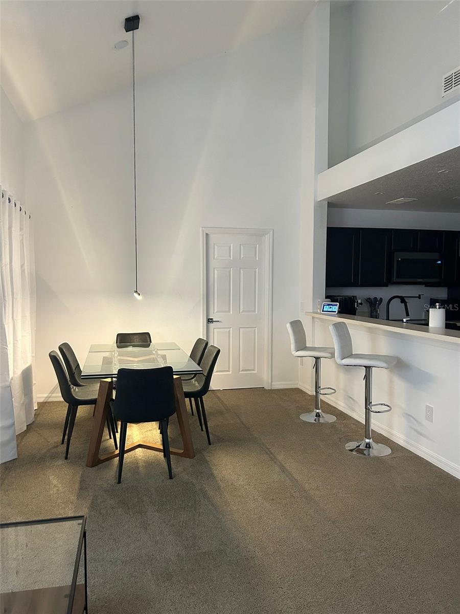 Image 3 of 14 For 970 Spring Garden Avenue 621