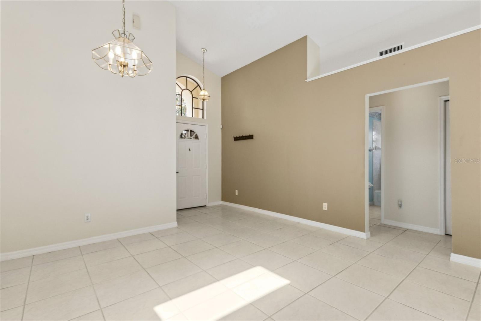 Image 12 of 52 For 2933 Birmingham Boulevard