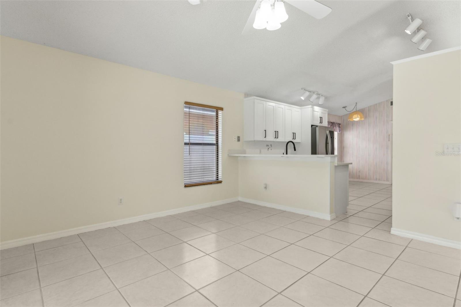 Image 19 of 52 For 2933 Birmingham Boulevard