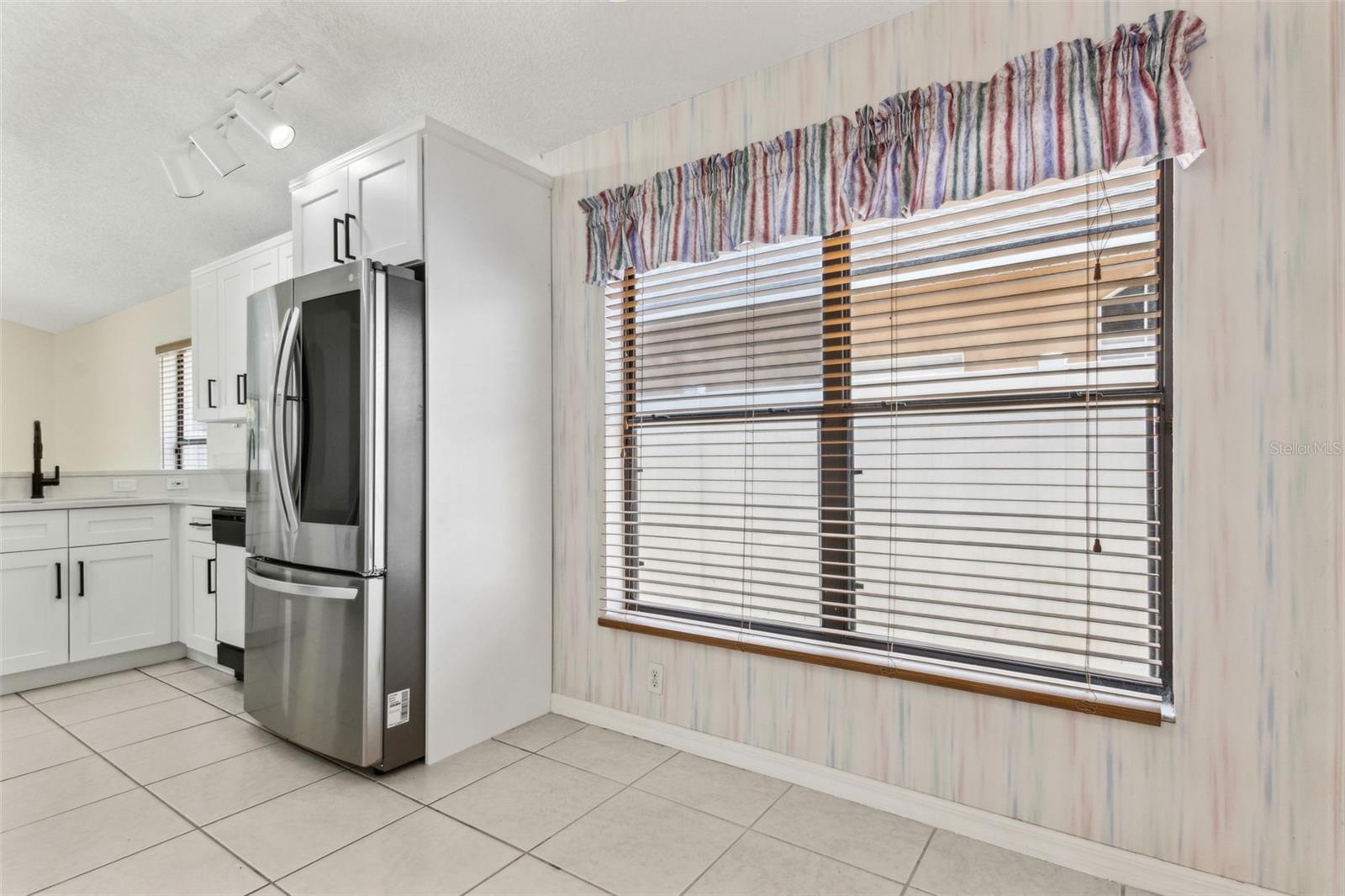 Image 22 of 52 For 2933 Birmingham Boulevard