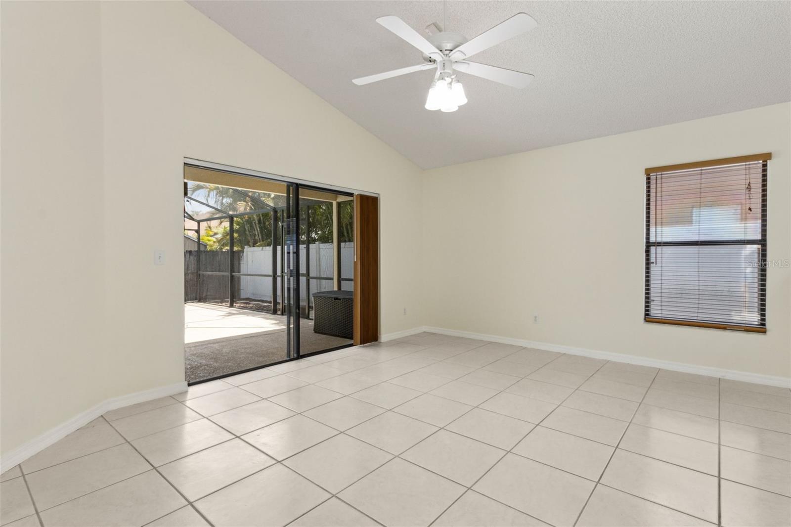 Image 25 of 52 For 2933 Birmingham Boulevard