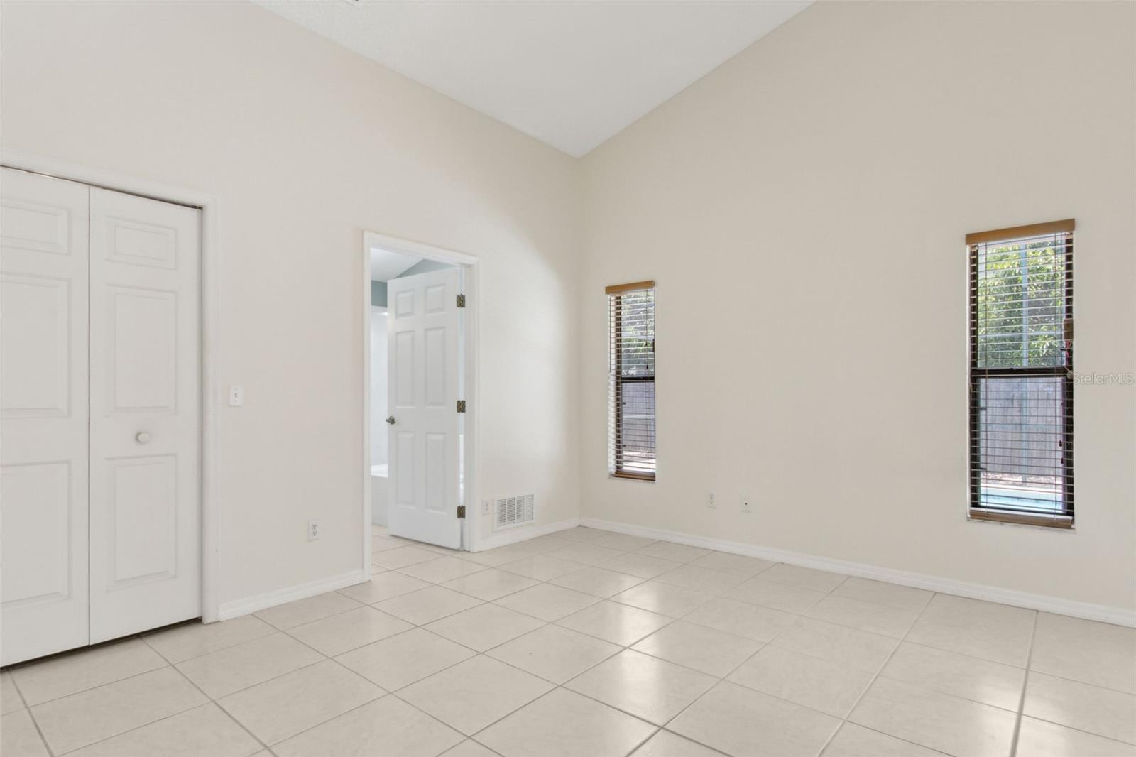 Image 27 of 52 For 2933 Birmingham Boulevard