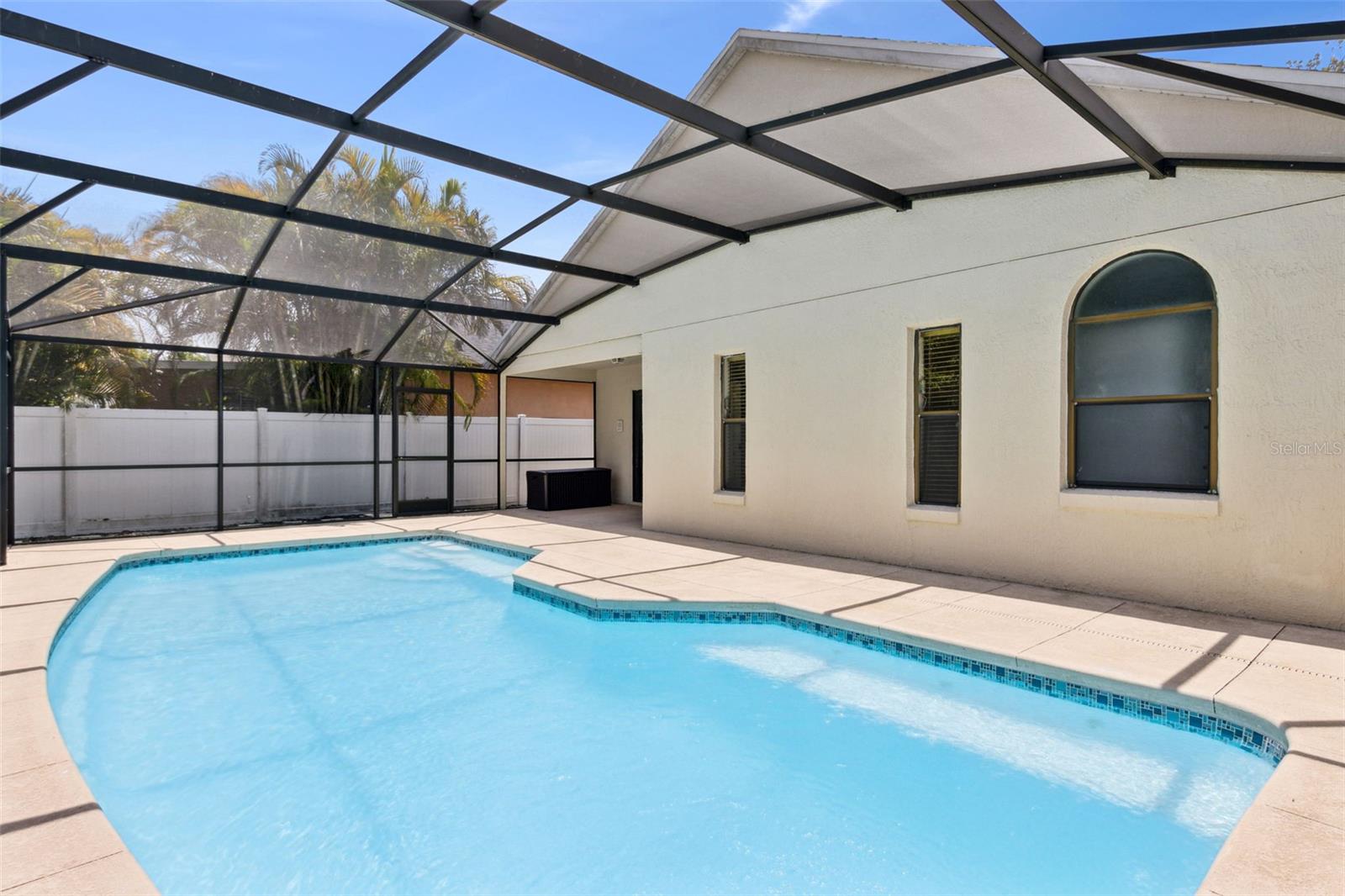 Image 42 of 52 For 2933 Birmingham Boulevard