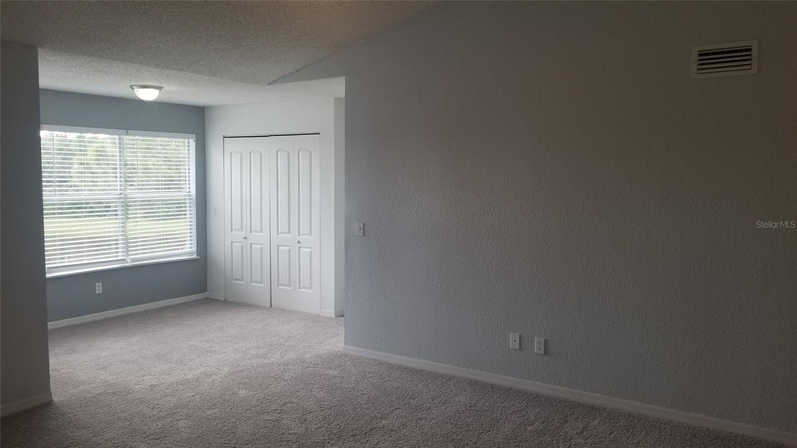 Image 3 of 23 For 5160 Conroy Road 1437