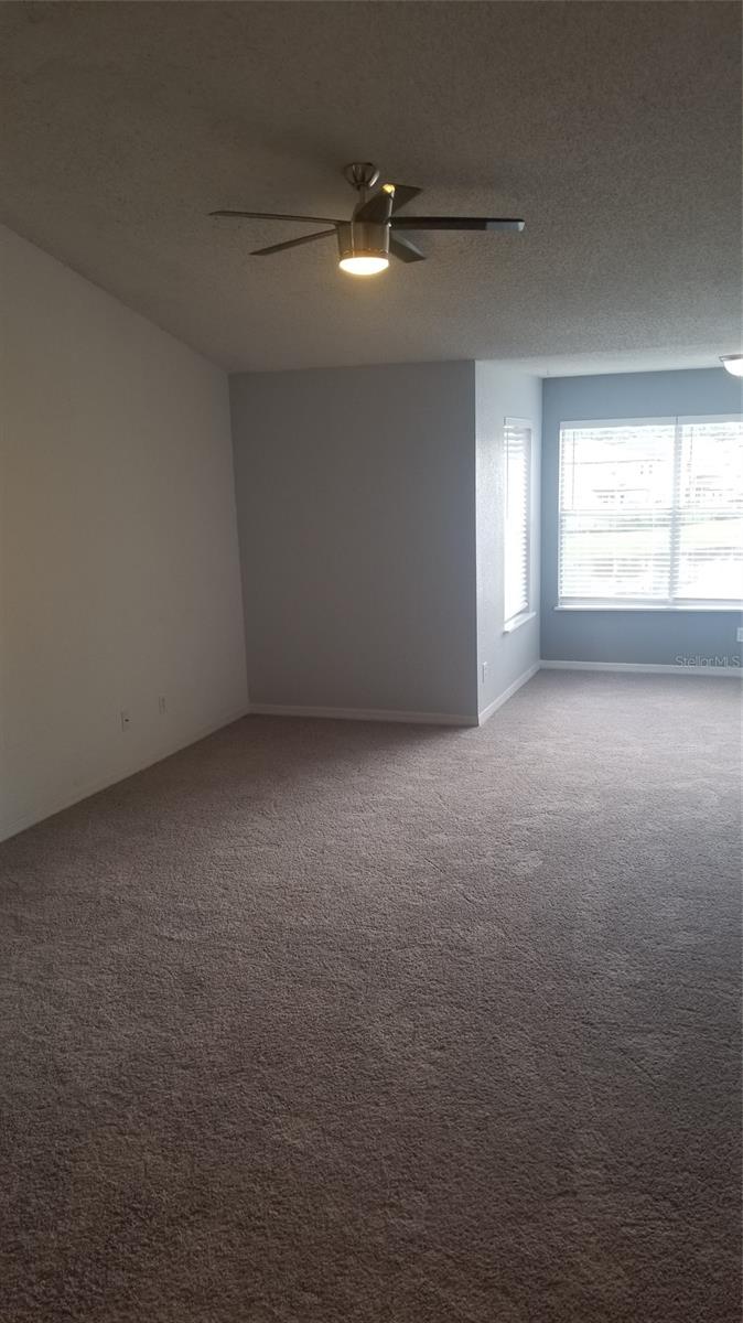 Image 4 of 23 For 5160 Conroy Road 1437