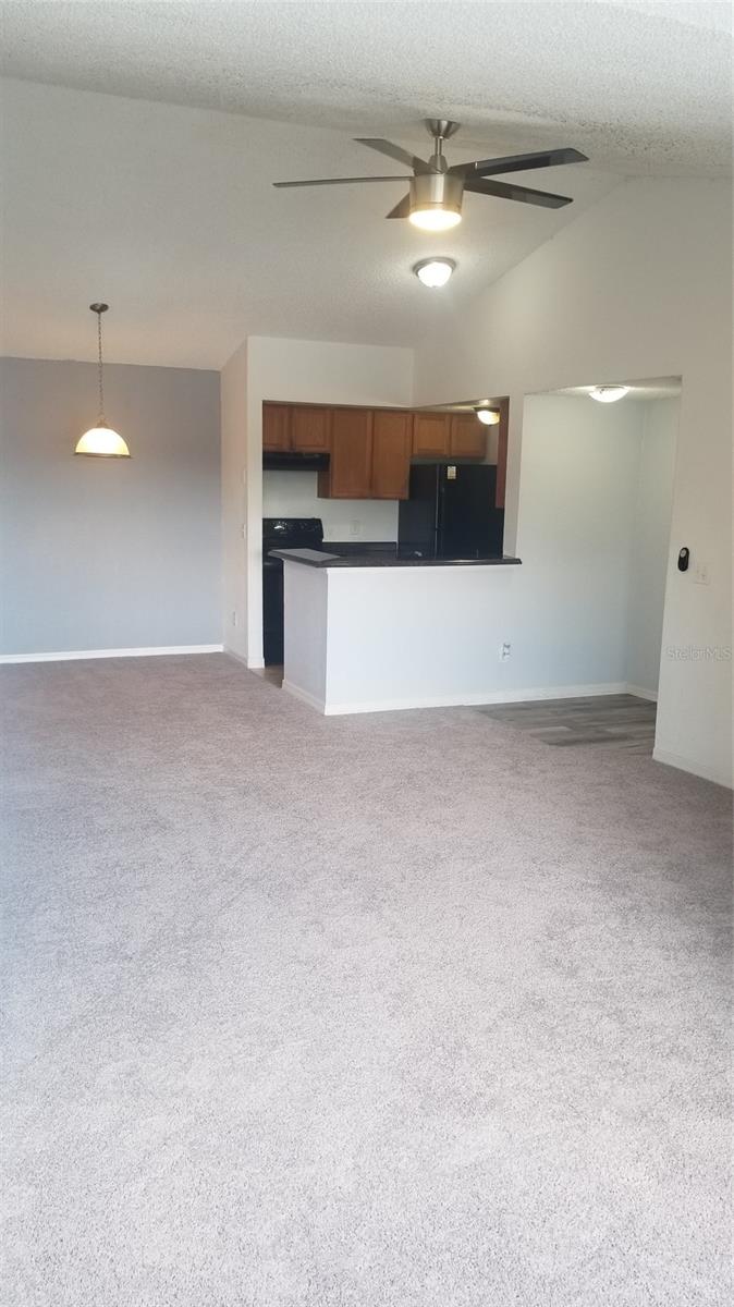 Image 8 of 23 For 5160 Conroy Road 1437
