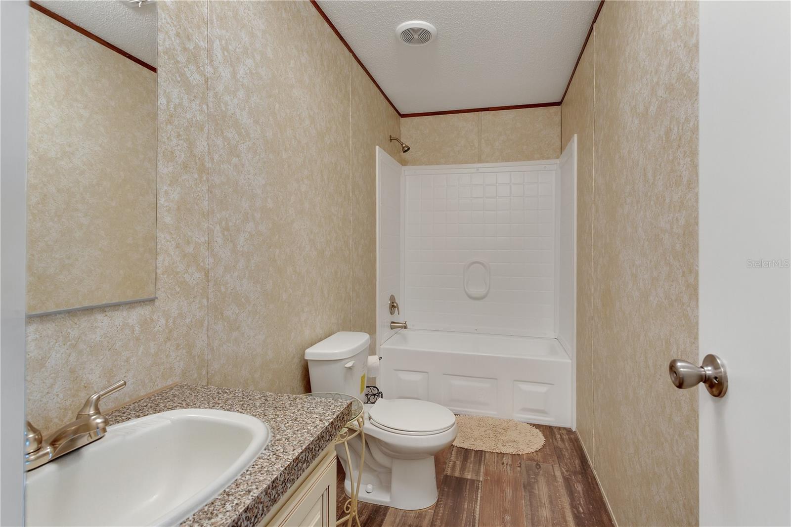 Image 14 of 17 For 4125 Myrtle Oak Court 1849