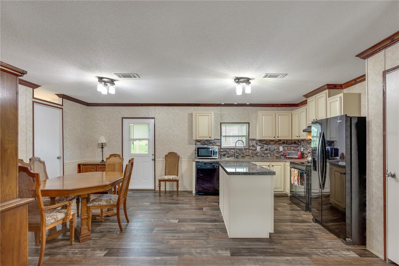 Image 5 of 17 For 4125 Myrtle Oak Court 1849