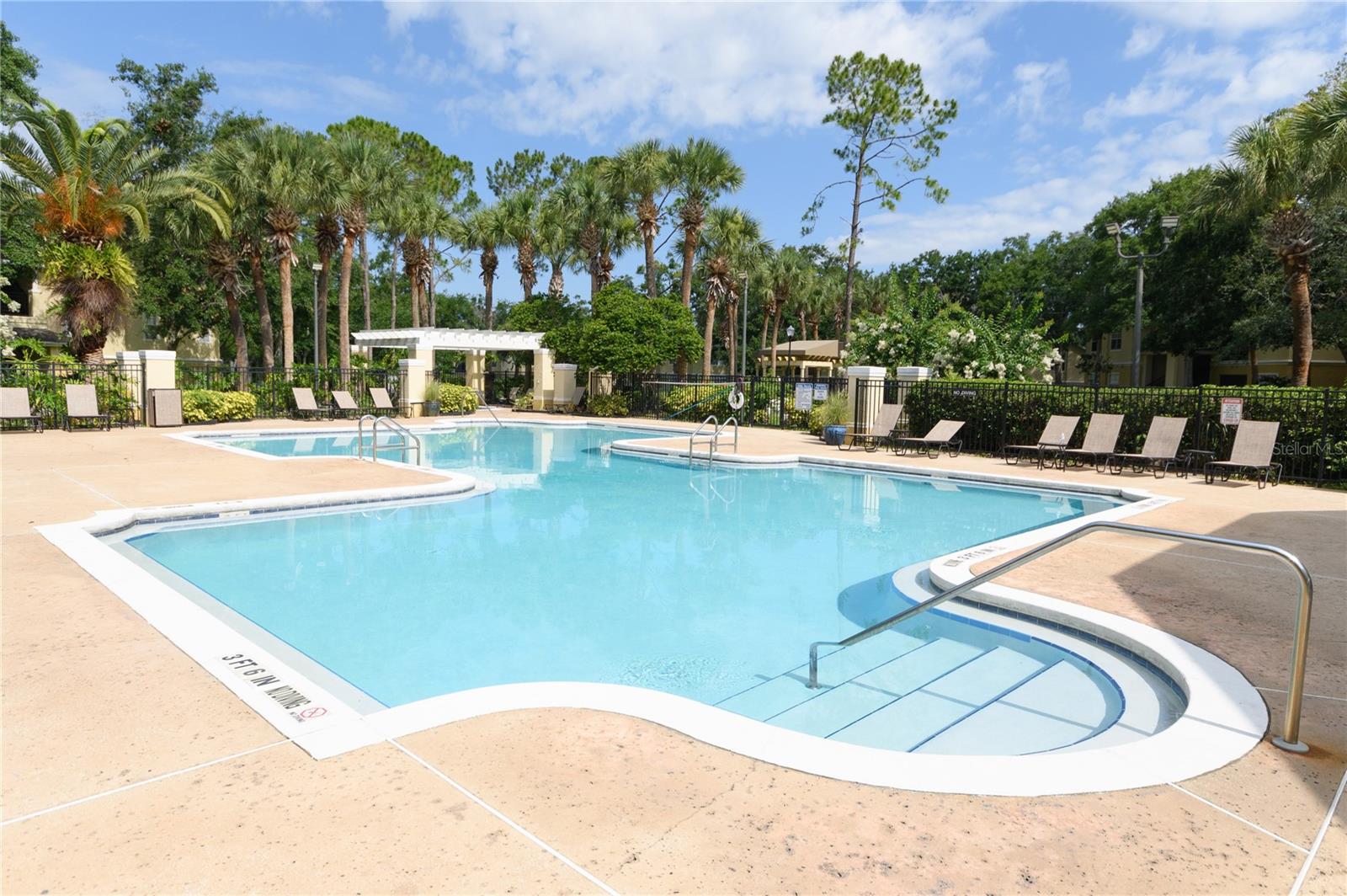 Image 25 of 30 For 2598 Robert Trent Jones Drive 1030