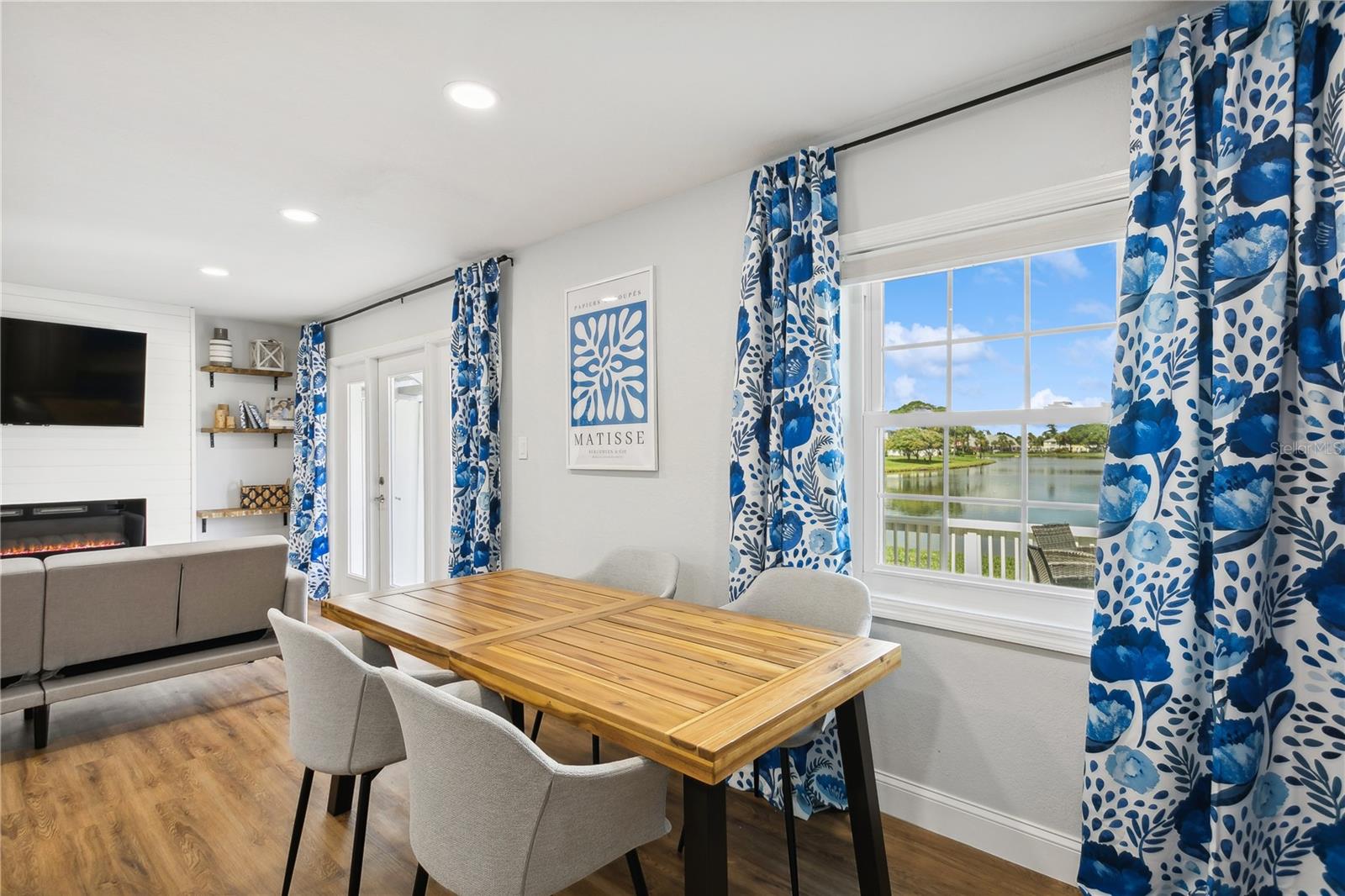 Image 12 of 30 For 265 Seahorse Drive Se B