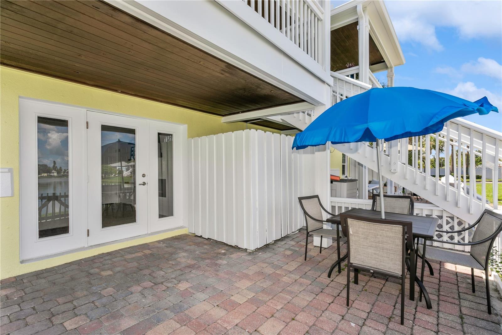 Image 22 of 30 For 265 Seahorse Drive Se B