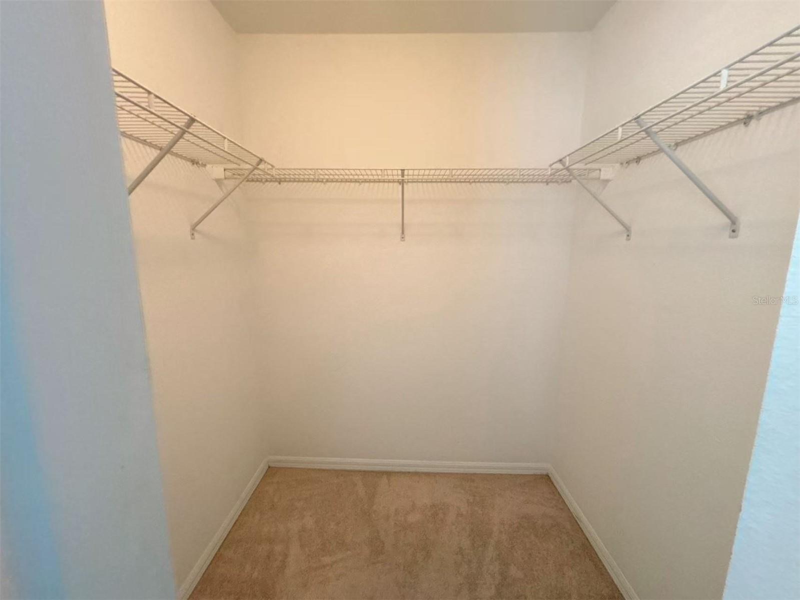 Image 21 of 45 For 12940 Lexington Summit Street