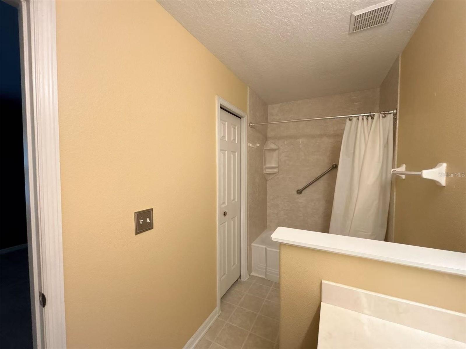 Image 31 of 45 For 12940 Lexington Summit Street