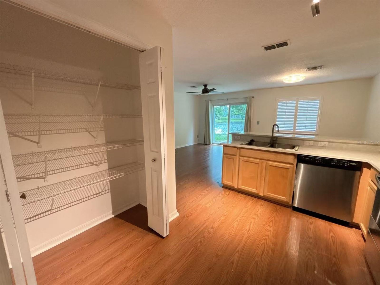 Image 8 of 45 For 12940 Lexington Summit Street