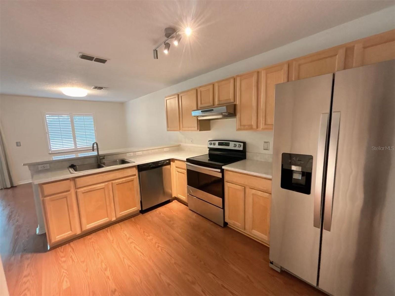 Image 9 of 45 For 12940 Lexington Summit Street