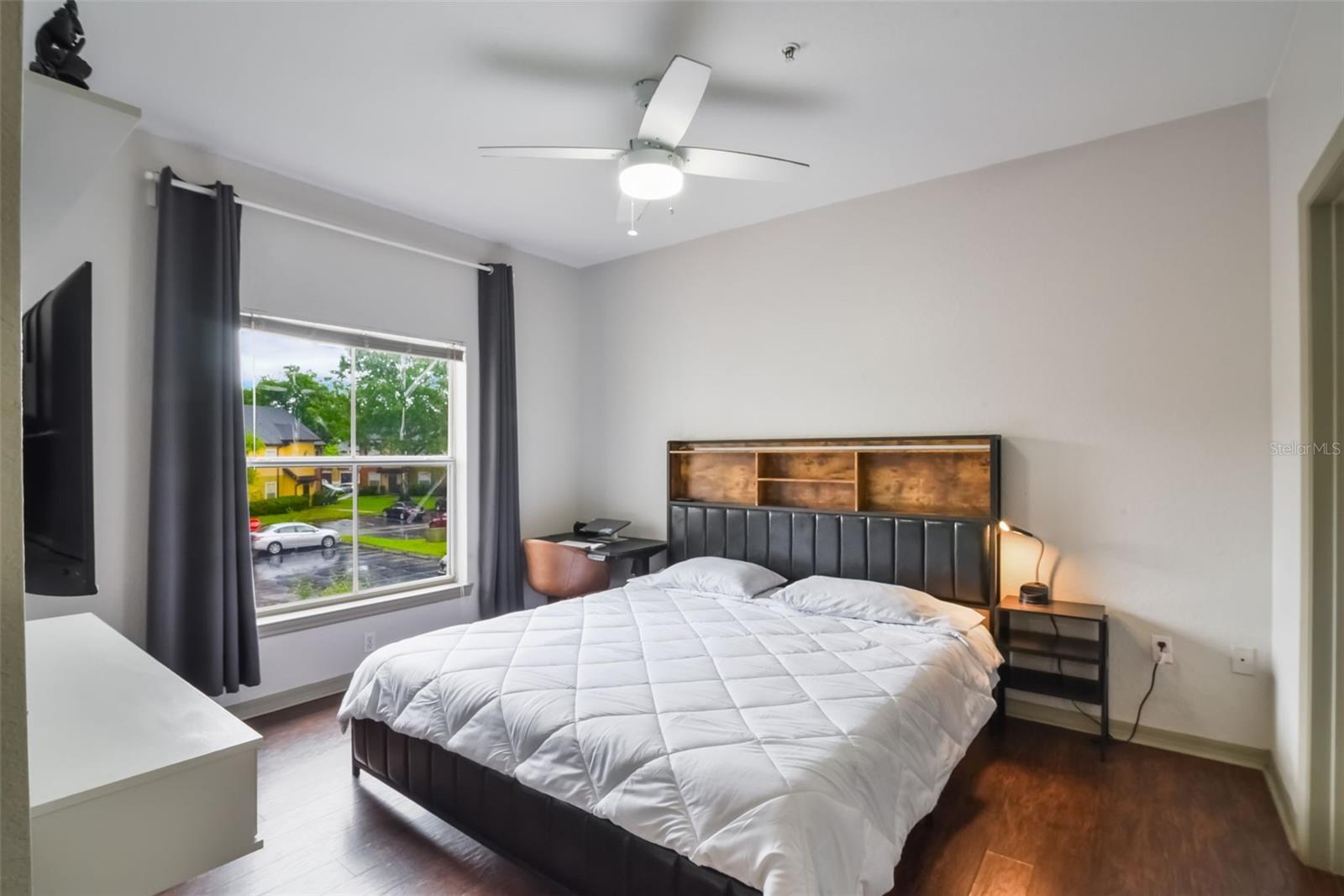 Image 15 of 21 For 6001 Westgate Drive 2124