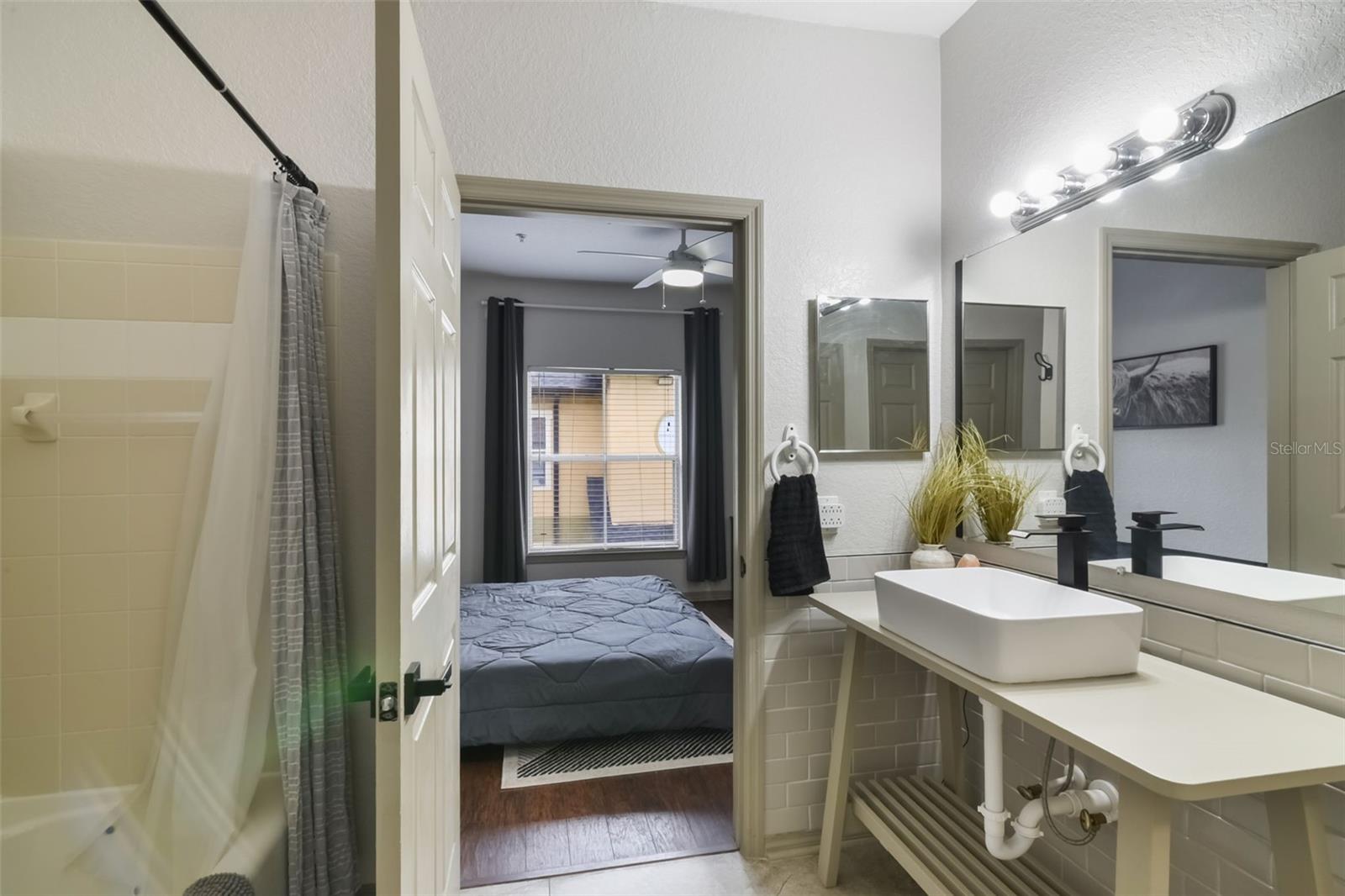 Image 20 of 21 For 6001 Westgate Drive 2124