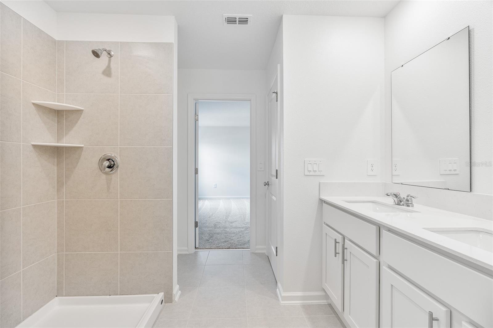 Image 18 of 31 For 5625 Gingham Drive