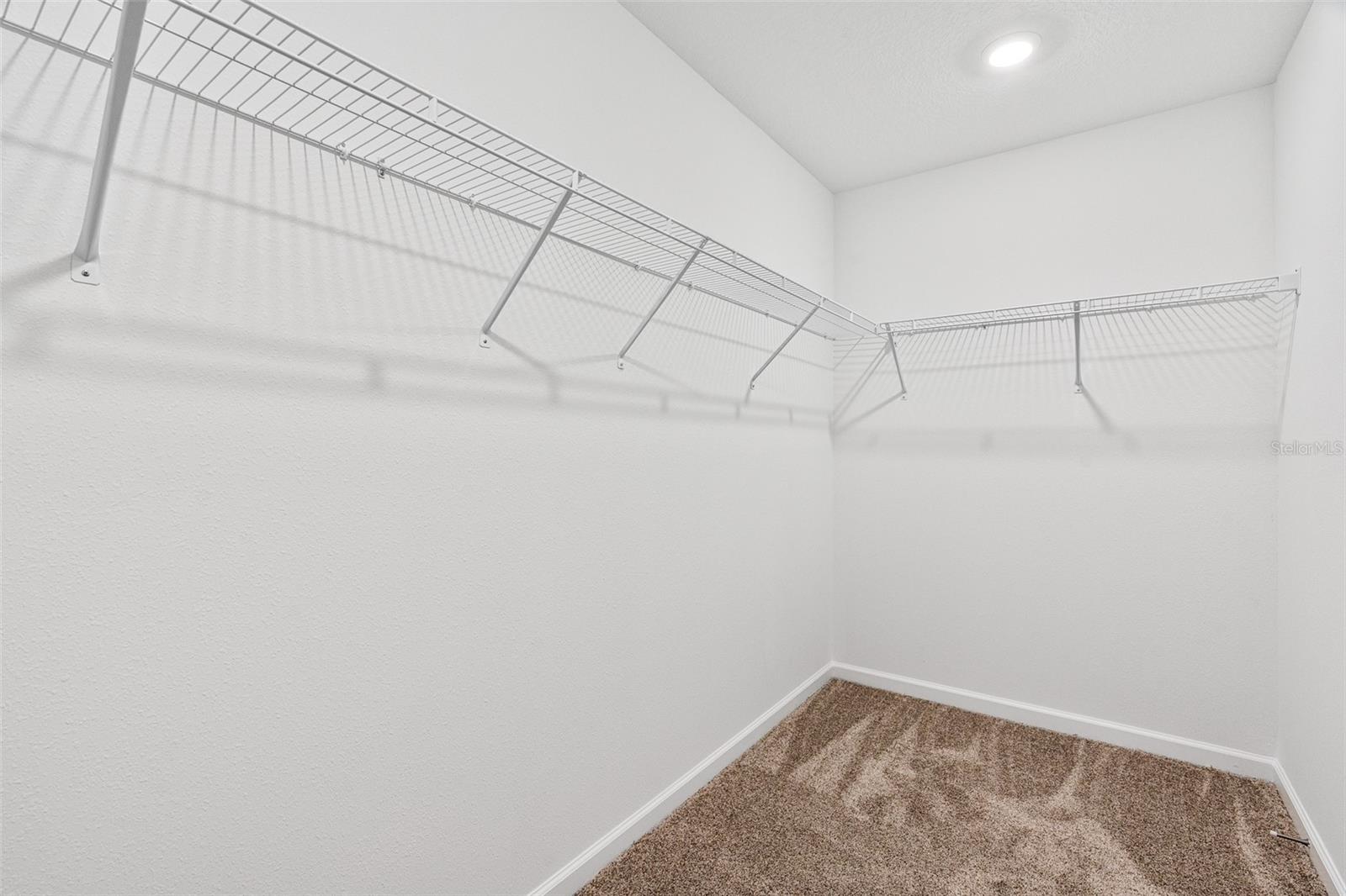 Image 19 of 31 For 5625 Gingham Drive