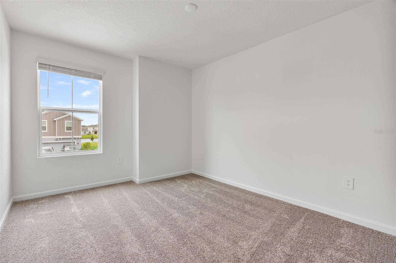 Image 20 of 31 For 5625 Gingham Drive