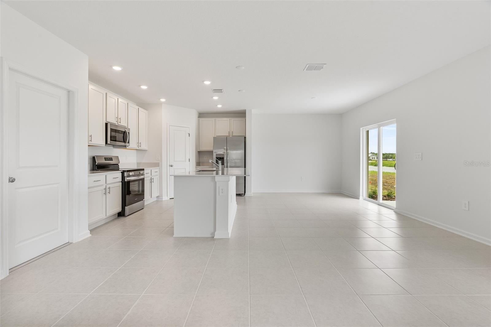 Image 4 of 31 For 5625 Gingham Drive